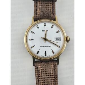 Vintage 1974 Ladies Timex Original Band Wind-Up Running Date WR New Battery Runs